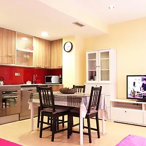 Lloret Апартаменты